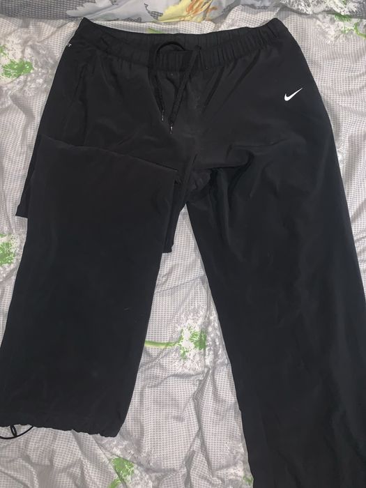 Чоловічі штани NIKE