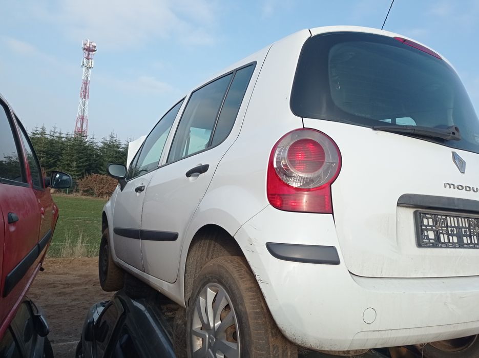 Renault Modus 1.4 b na części