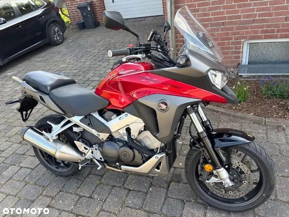 Honda VFR 800 Crossrunner Bezwypadkowy z Niemiec Tylko 15495km 1wł. jak Nowy