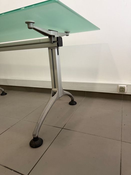 Secretaria de vidro