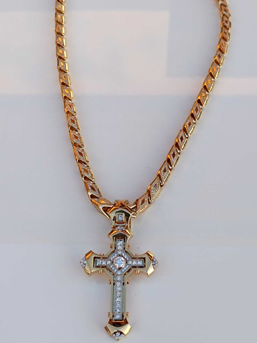 Fenomenalny męski złoty łańcuch z krzyżem i brylantami 257.7g 36.58 ct