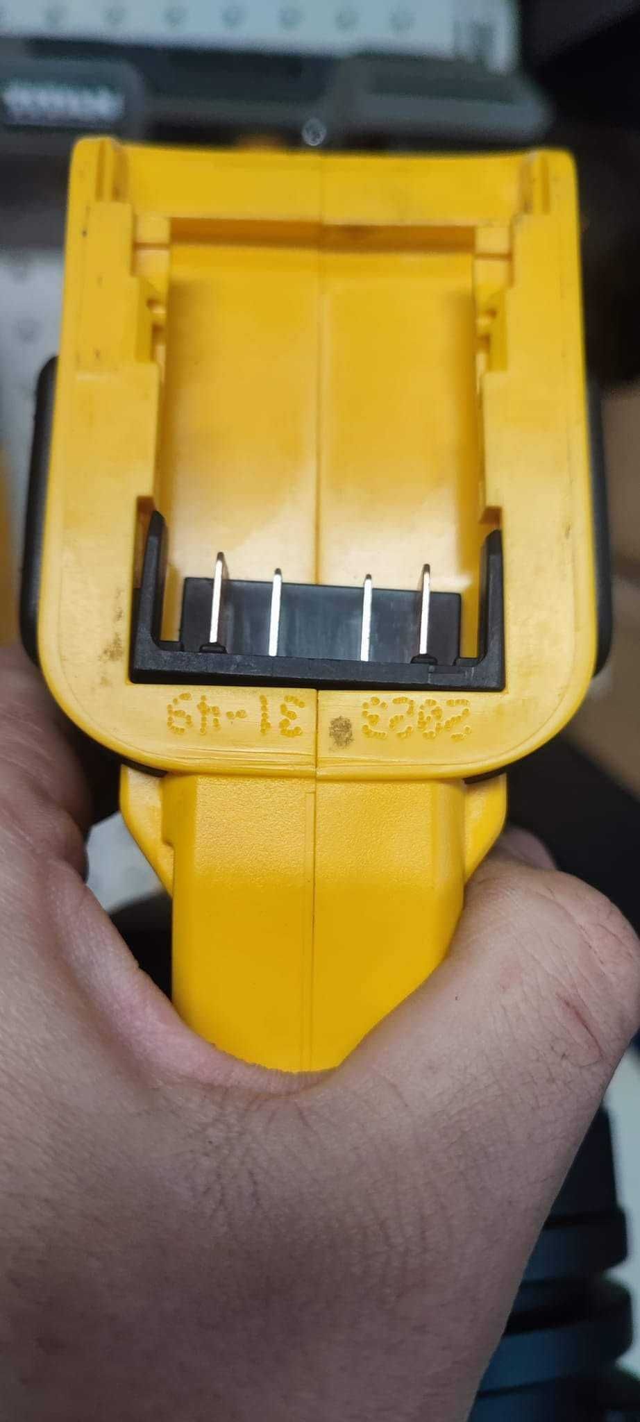 Gwoździarka Dewalt DCN45RNN bez akumulatora