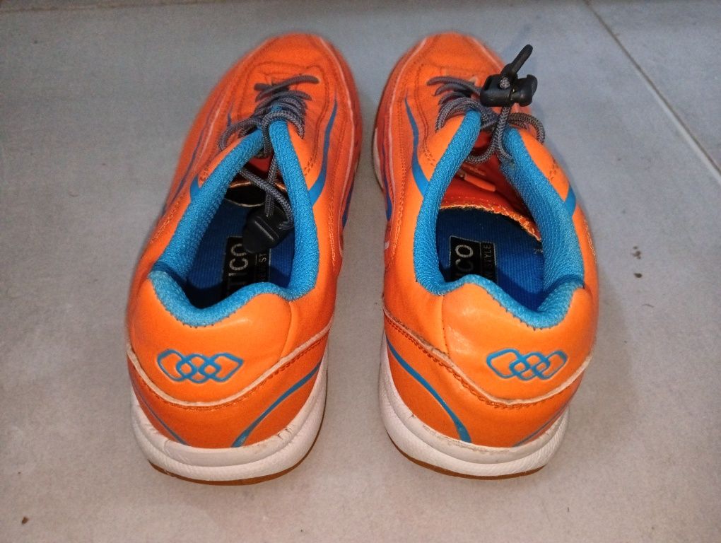 Buty na halę, halówki