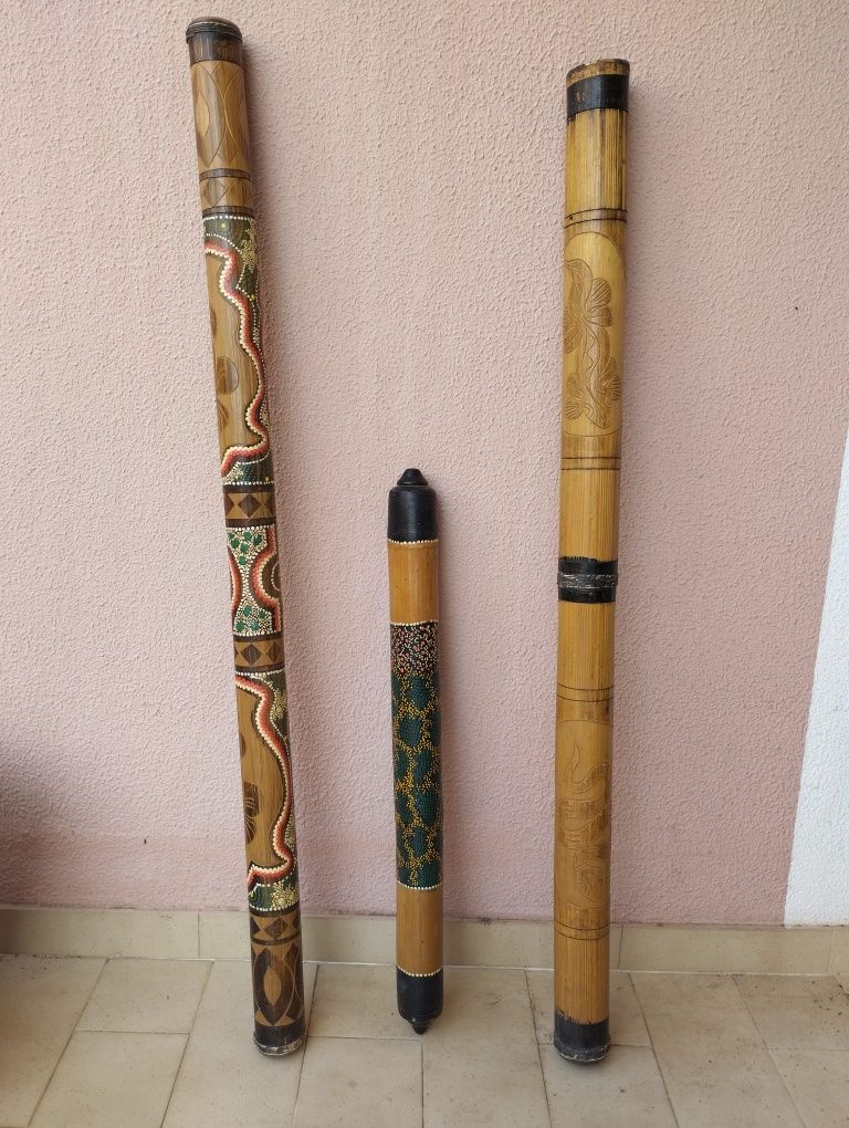 Pau de chuva e didgeridoo