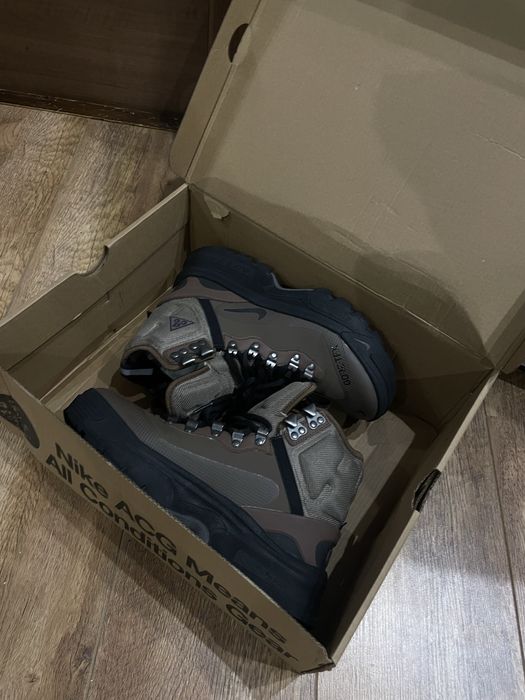 кросовки Nike ACG 10/10