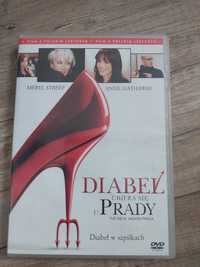 Diabel ubiera sie u prady - film dvd