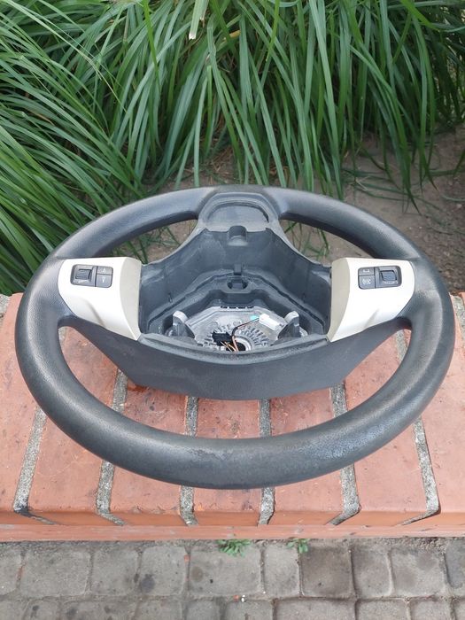 Kierownica Multifunkcyjna Opel Corsa D  131/5555/9