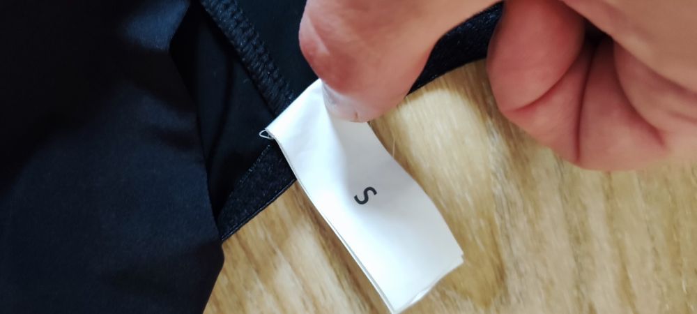 Боді-сукня з відкритим бюстом