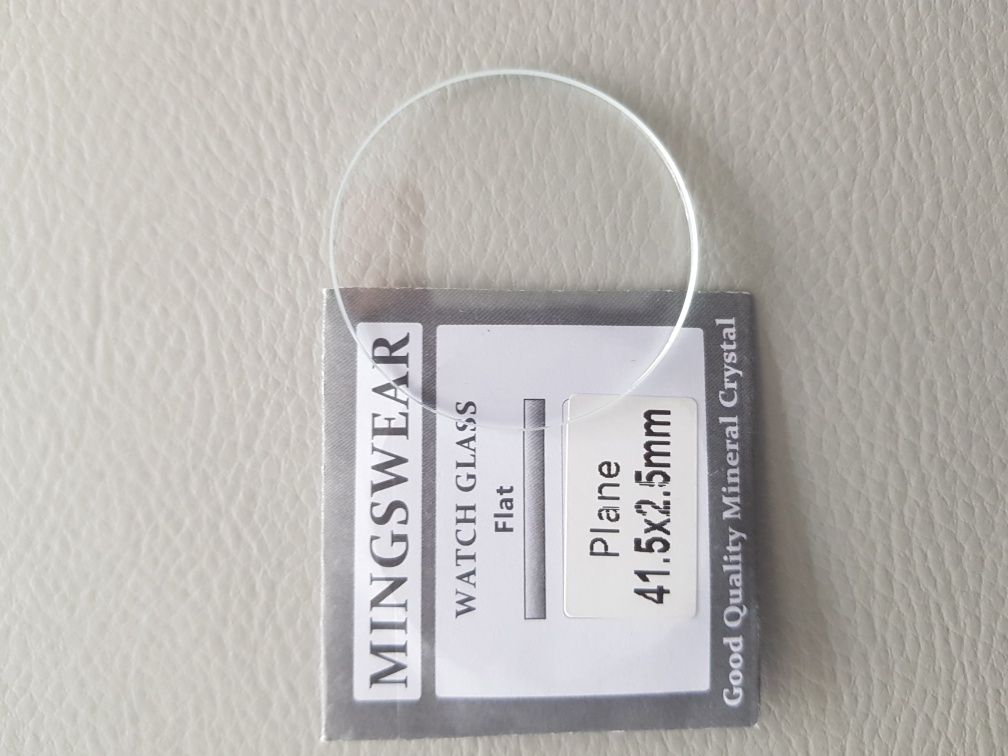 Nowe szkło szkiełko mineralne do zegarka grubość 2.5mm szerokość 41.5m