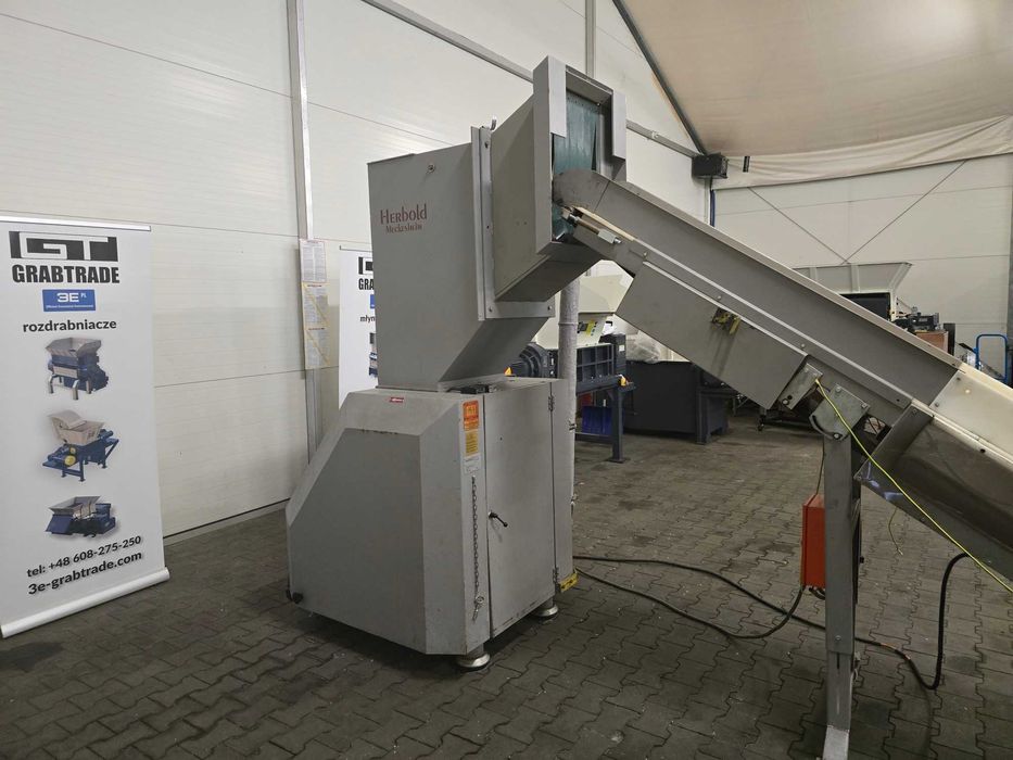 Młyn rozdrabniacz Herbold ML 32/42 moc 18.5kW+taśmociąg+detektor