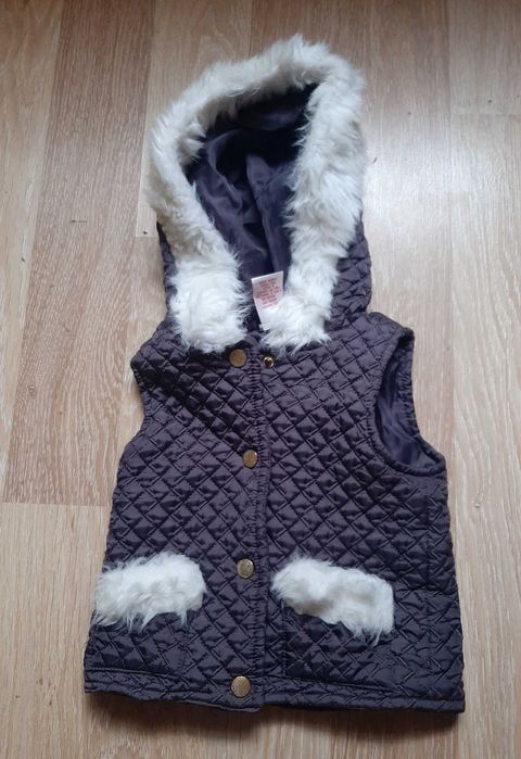 Sprzedam bezrękawnik dla dziewczynki 2latka