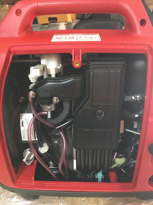 Генератор Honda 2000 w