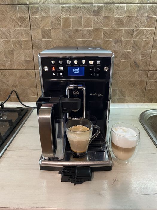 Кавомашина Saeco PicoBaristo Deluxe дуже гарний стан є Вибір