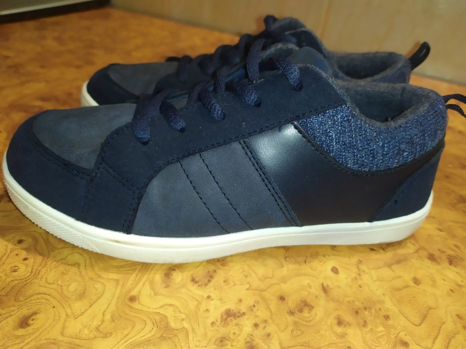 Взуття для хлопчиків 21 см.устілка