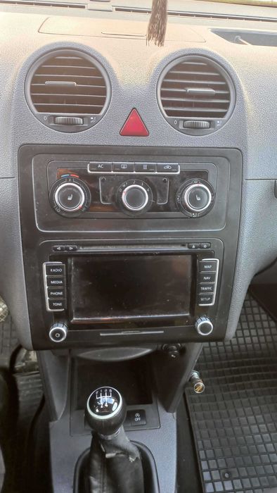 Volkswagen Caddy MAXI 2010