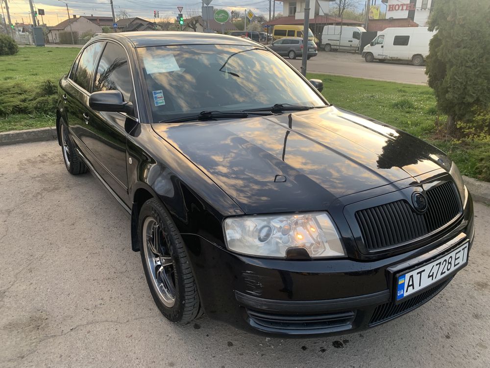 Skoda Шкода Superb 2005