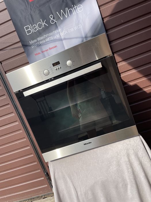 Духовой шкаф Miele ™ H 4217.Нержавейка!CleanGlass!Салазки!!!