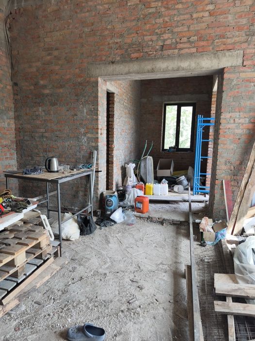 Незавершене будівництво