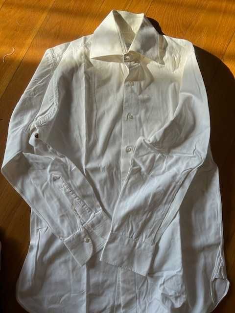 Camisa - Marca Vicri - Cor branca - Tamanho 40