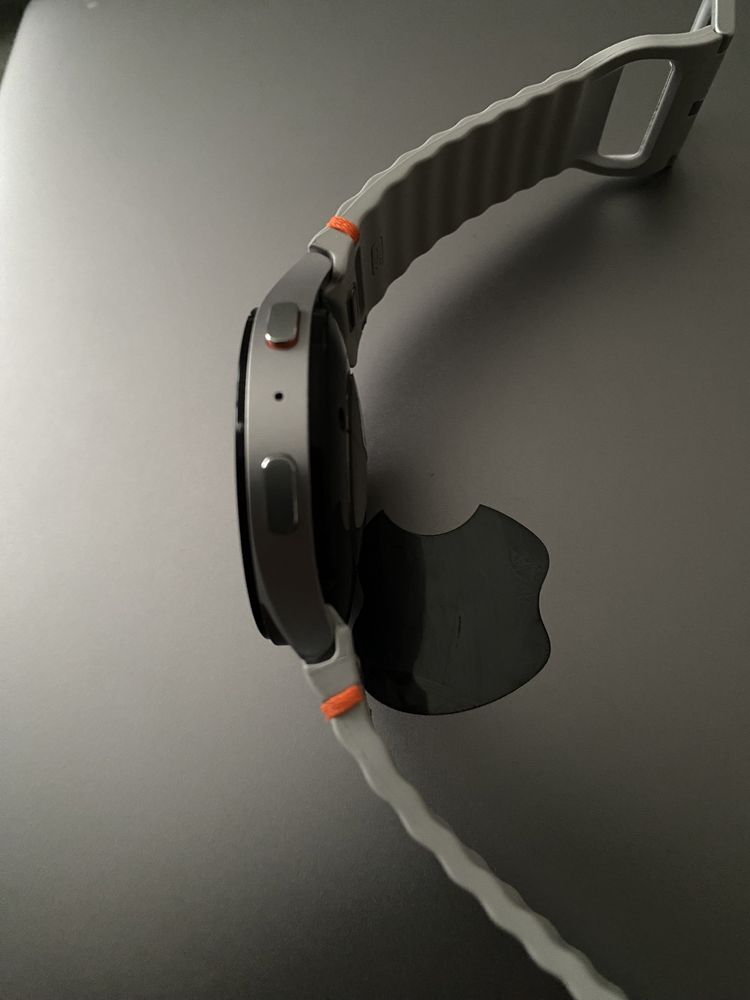 Samsung galaxy watch 7 Wi-fi LTE