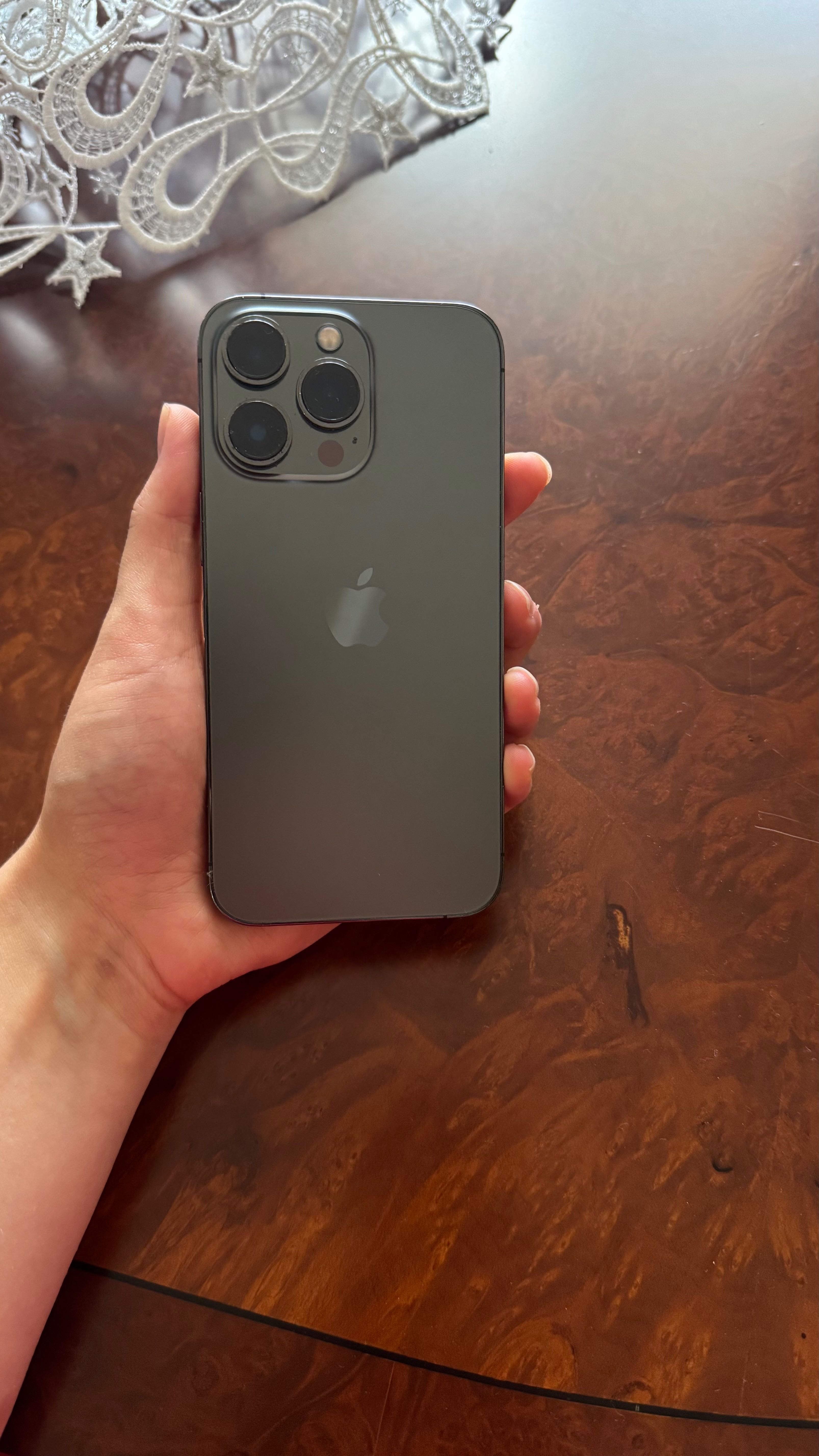 Продам iPhone 13 Pro