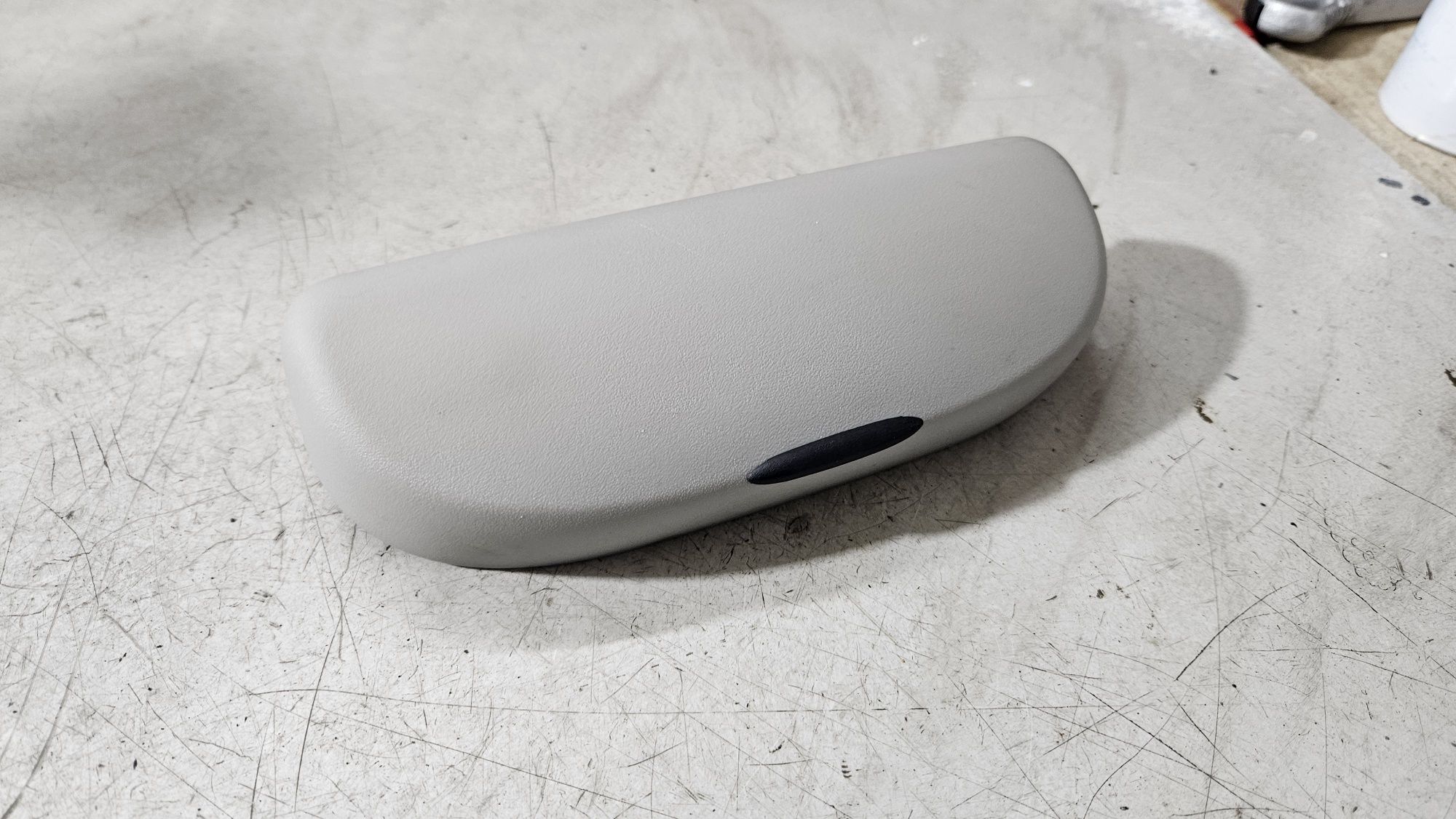 Schowek etui na okulary opel astra j IV 4