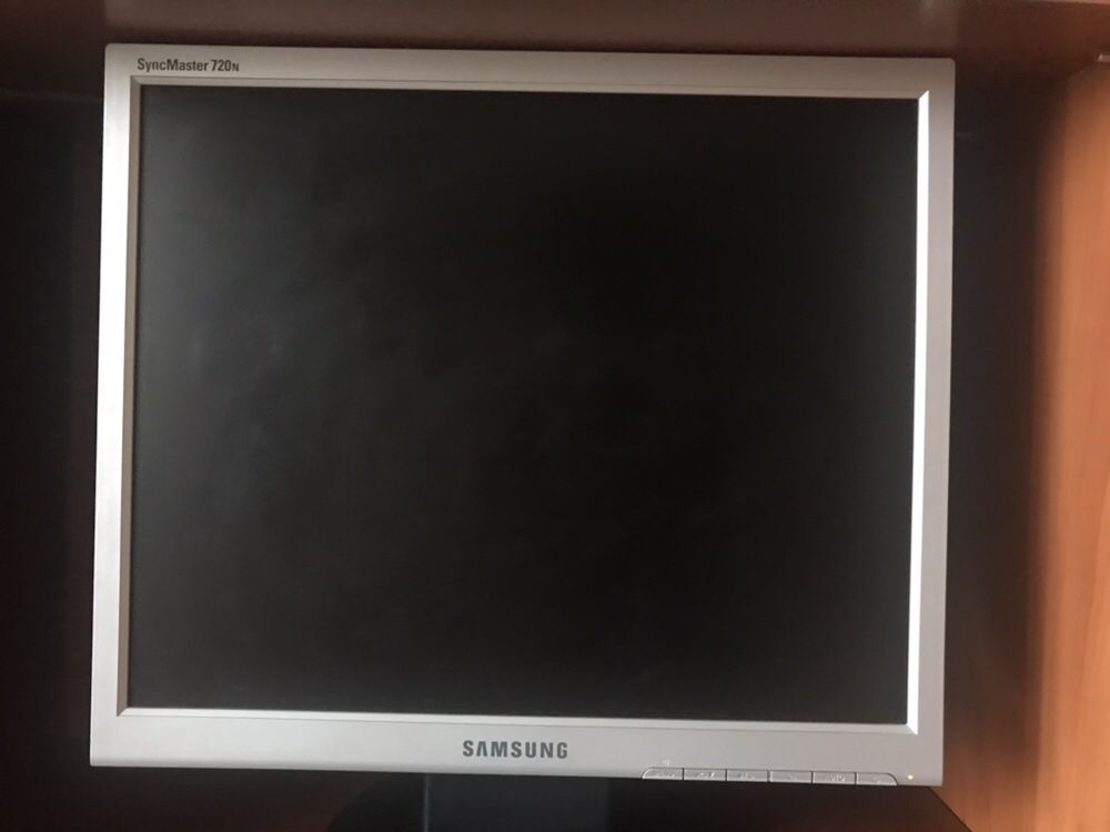 Монітор Samsung SyncMaster 720N