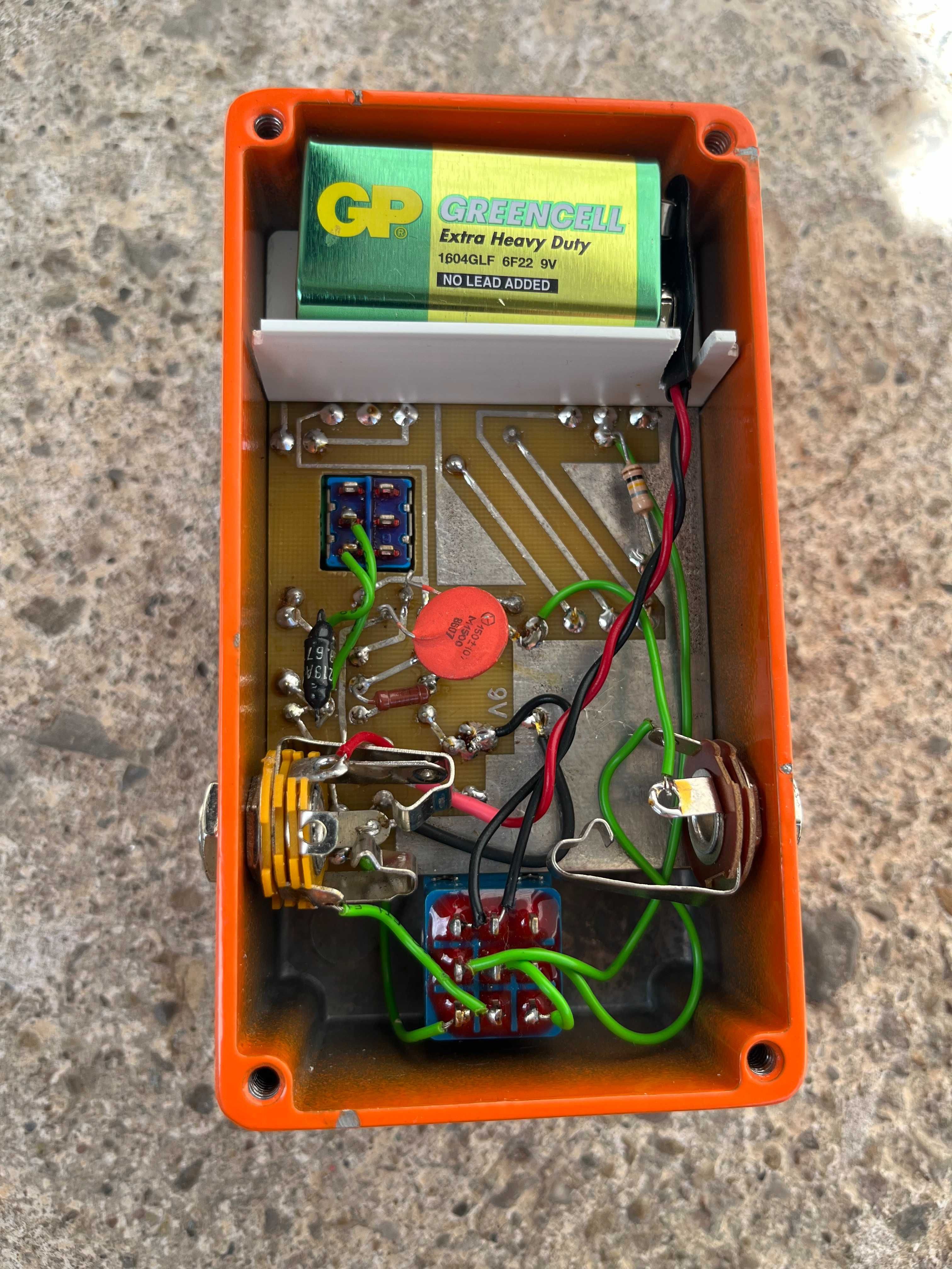 Efekt gitarowy (stompbox) Fuzz Toner do gitary elektrycznej i basowej