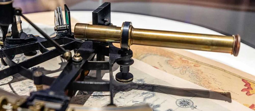 Визиры. Видоискатели. Астрономическая и Галлилеева труба на секстант.