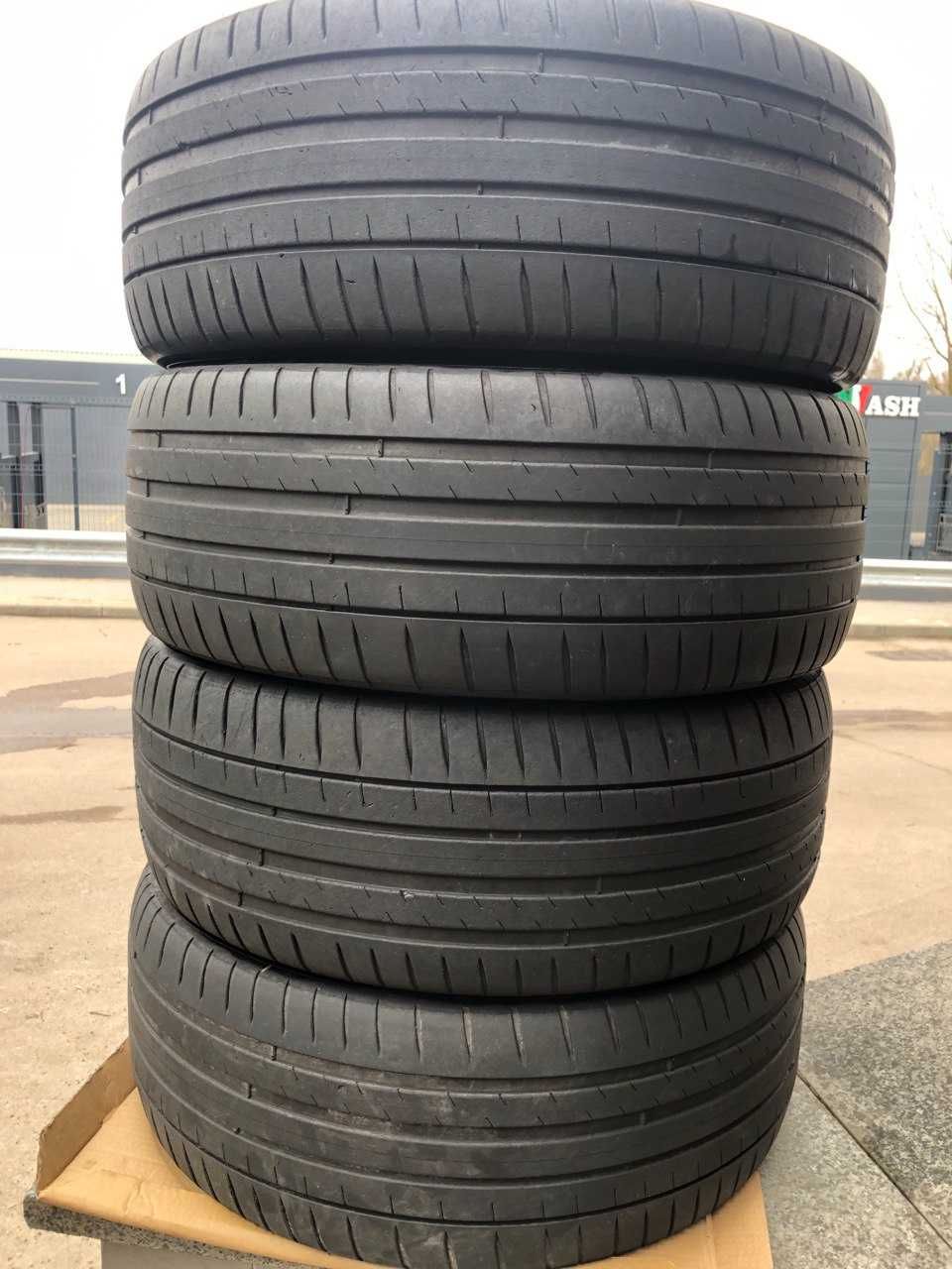 Продам комплект шин 225/55/17 Michelin Pilot Sport 4