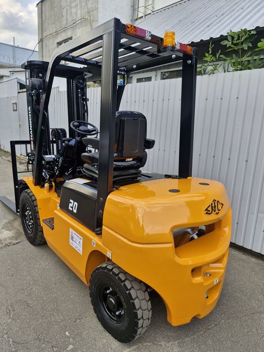 Новий навантажувач HC 2 т  погрузчик HANGCHA  Японський дизель Двигун