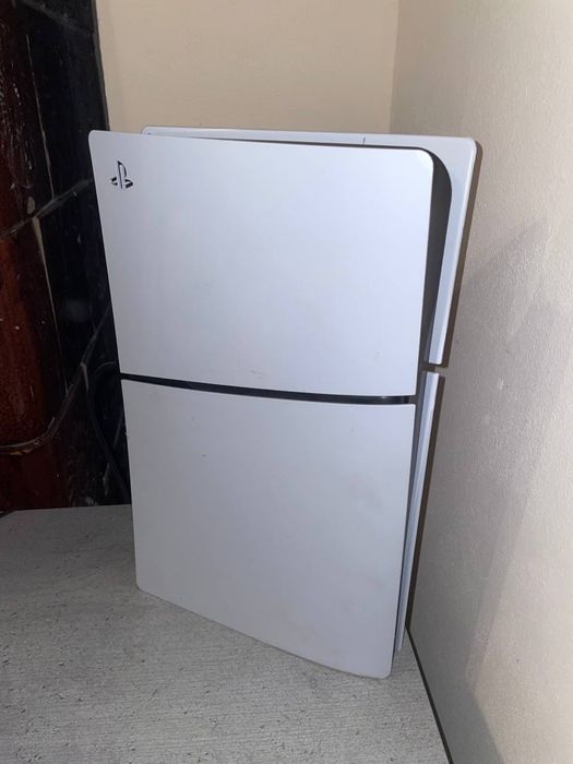 PlayStation 5 slim з дисководом