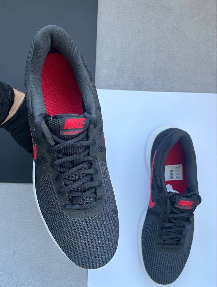 Оригінал| чоловічі кросівки Nike Revolution 4 | кроссовки найк літні