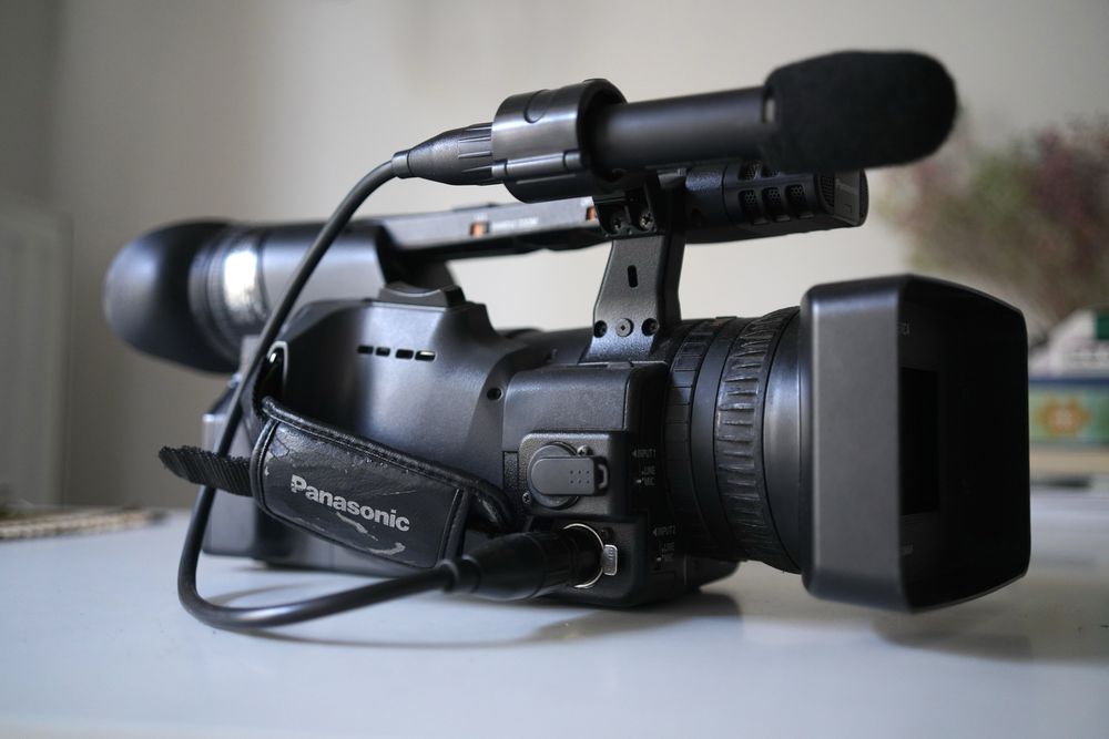 Kamera Panasonic hmc151e