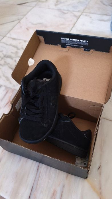 Sapatilhas DC tamanho 30