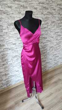 Długa satynowa sukienka w kolorze fuksji/różu XS