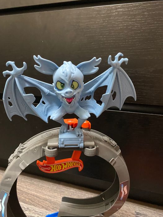 Ігровий набір "Неймовірна атака кажана" Hot Wheels