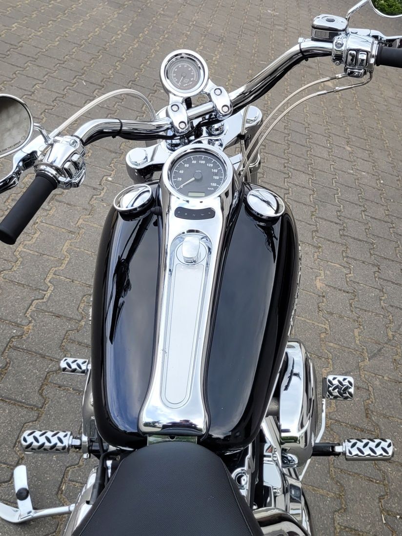 Harley Davidson Softail Fxstd .
