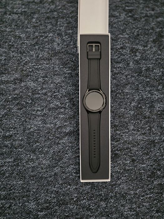 Sprzedam zegarek Galaxy Watch6 Classic nowy