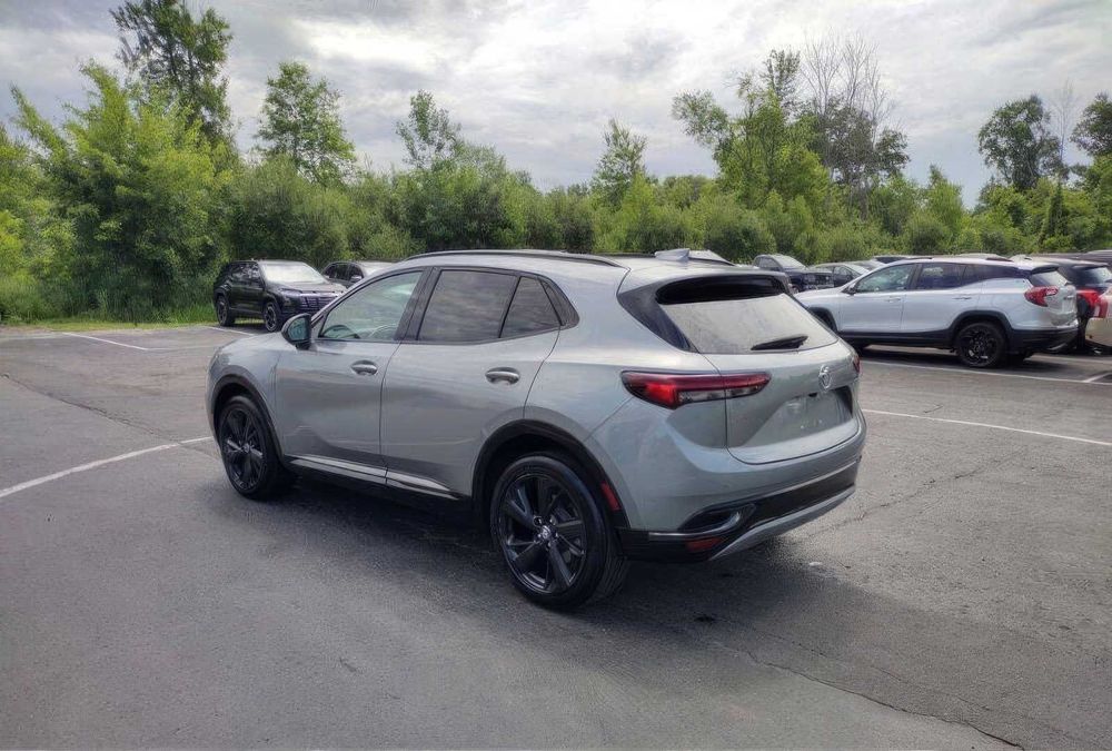 Buick Envision      2023