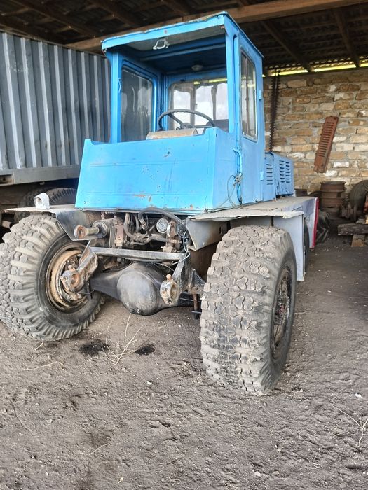 Продам львівський погрузчик мотор МТЗ д 240 коробка ЗІЛ міст ЗІЛ