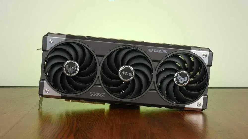 RTX 5070 TI 16GB asus tuf gaming OC
