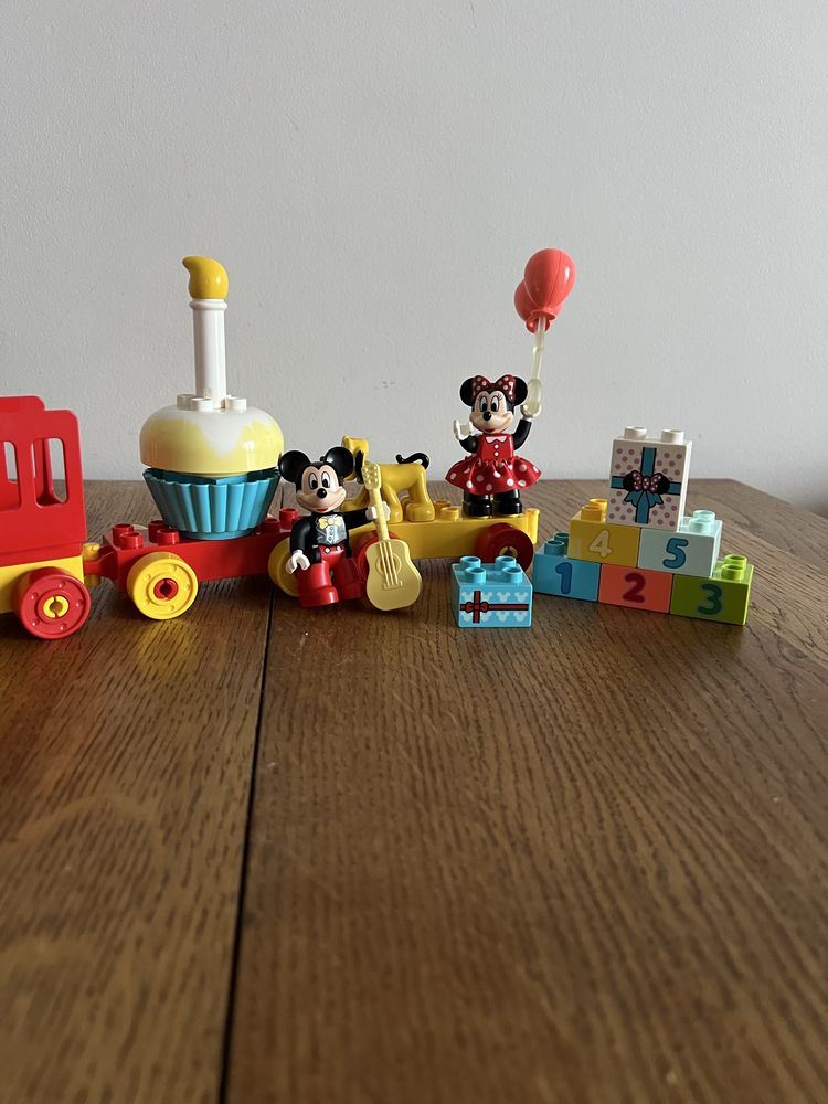 Lego Duplo Urodzinowy pociąg myszek Miki i Minnie