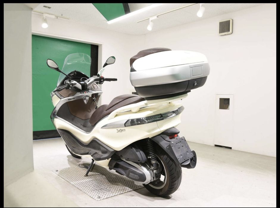 Свіжак!З Японії ! PIAGGIO X10-350!
