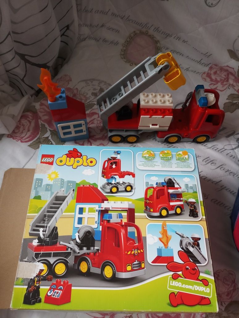 Lego duplo 10592 "woz strażacki"