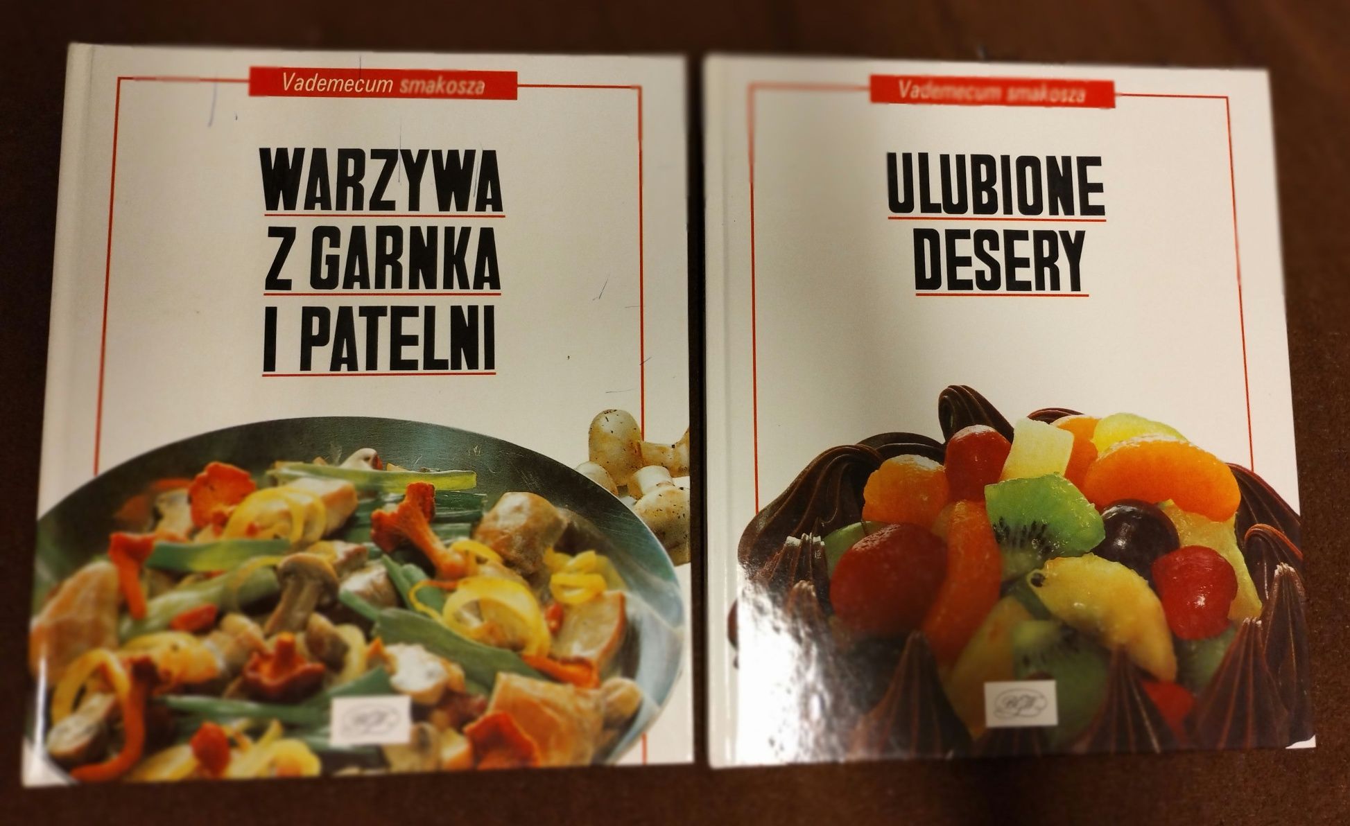 Zestaw książek o tematyce gastronomicznej