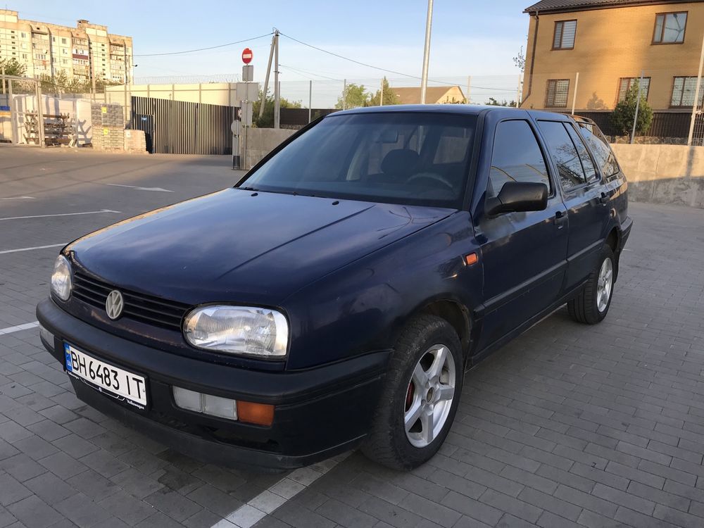 Volkswagen Golf III 1.8