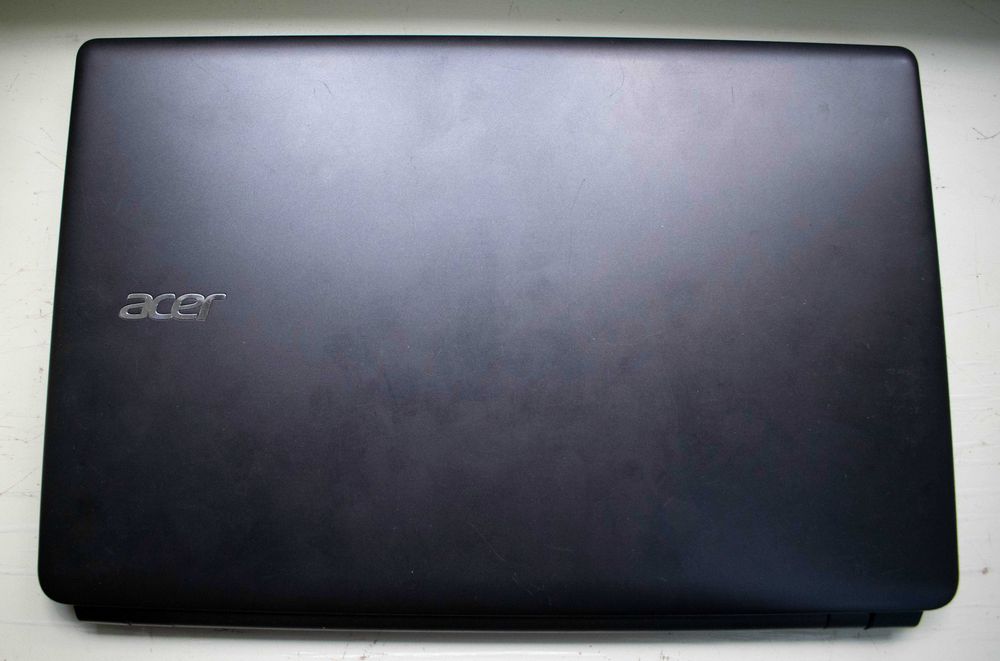 Ноутбук Acer (8 Гб оперативы/ 1 Трб ЖД/ AMD A4-5000 APU)