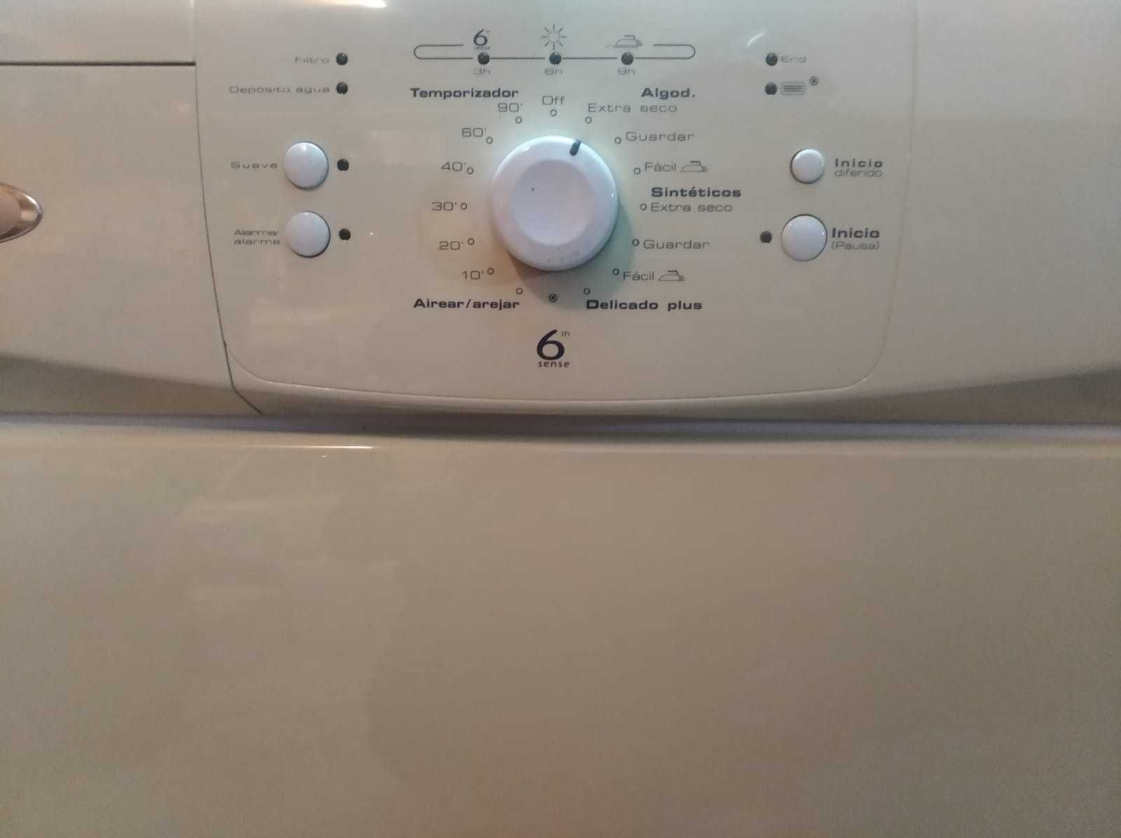 Máquina de secar Whirlpool 7Kg (Condensação) NOVA