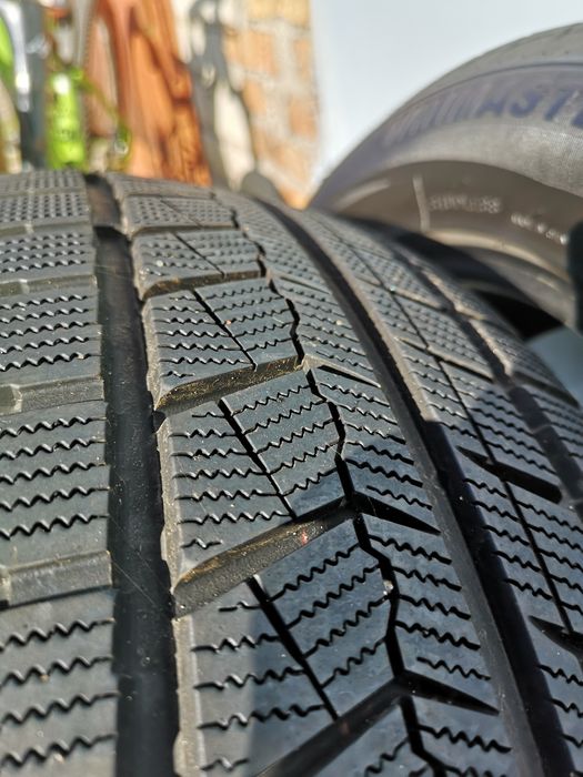 Почти новые Покрышки  Arrivo Winmaster ARW2 225/60/17